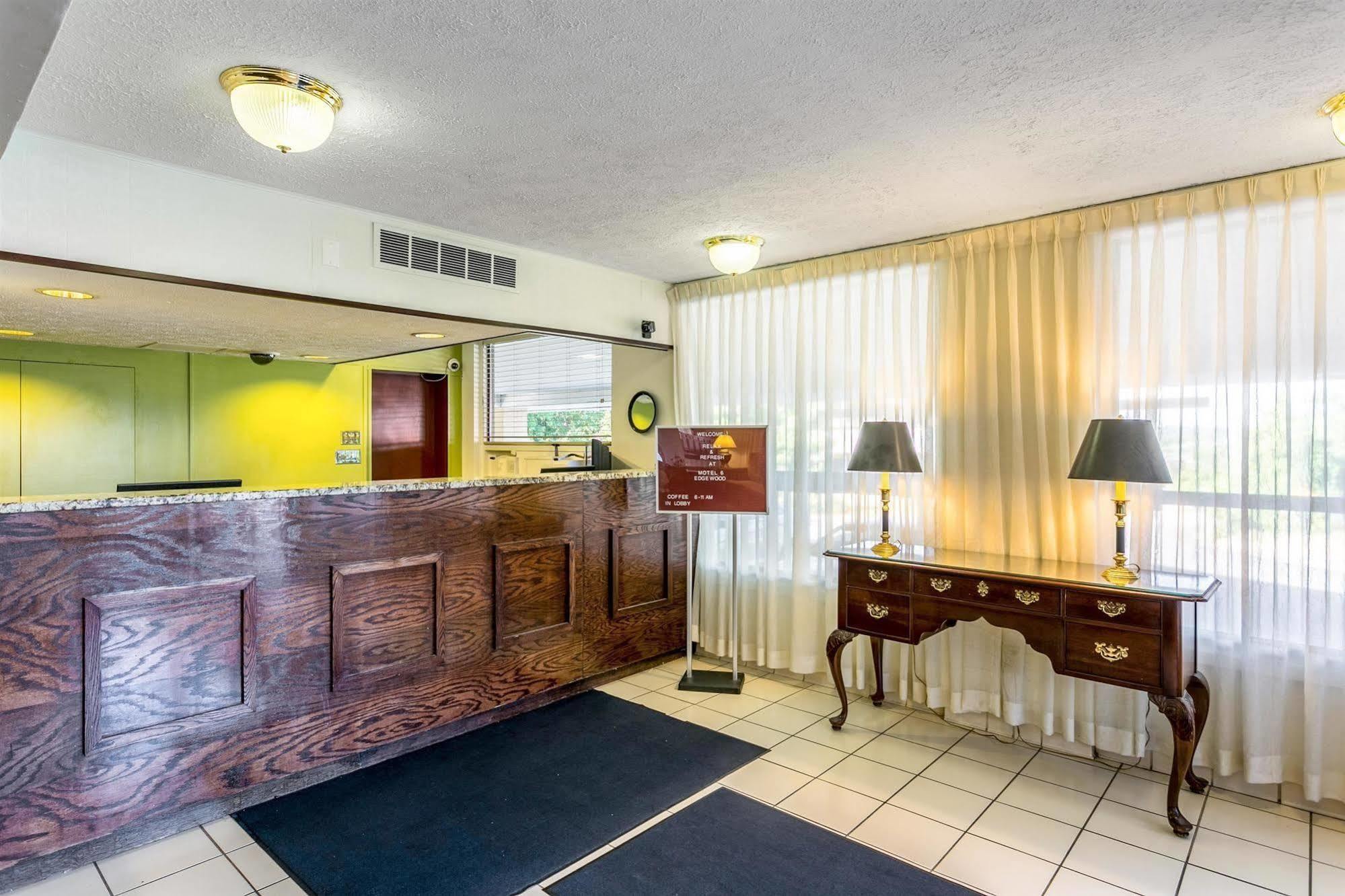 Americas Best Value Inn Edgewood, Md Esterno foto