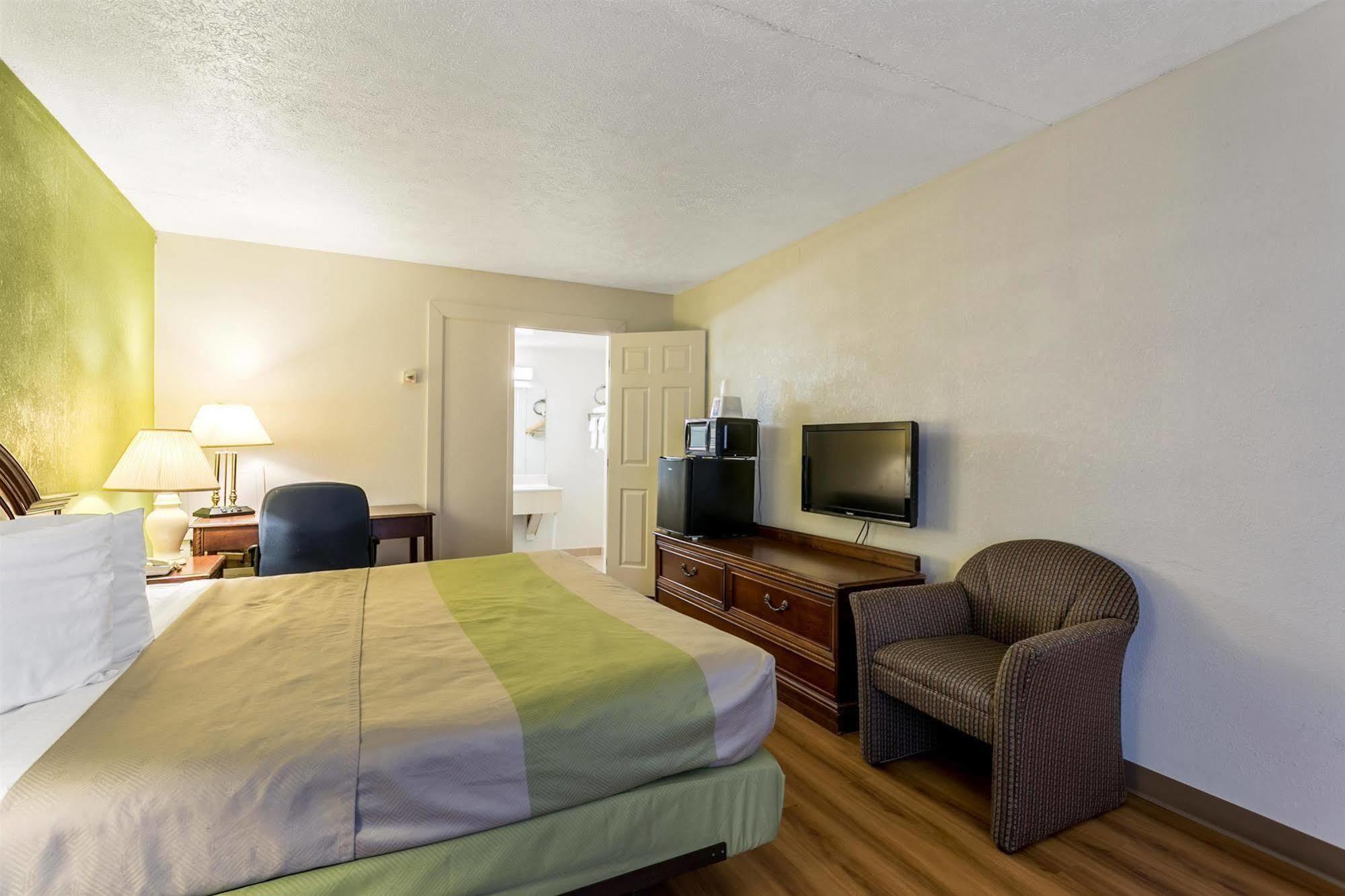 Americas Best Value Inn Edgewood, Md Esterno foto