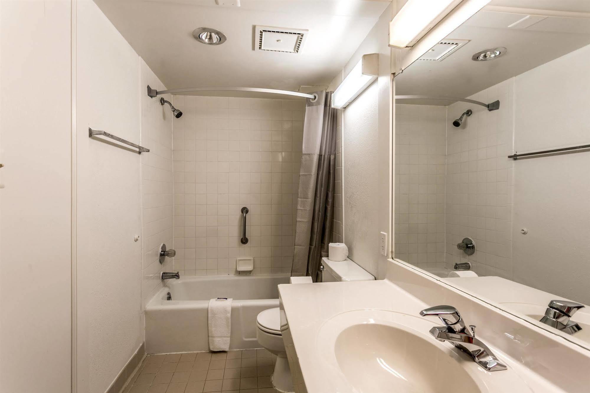 Americas Best Value Inn Edgewood, Md Esterno foto